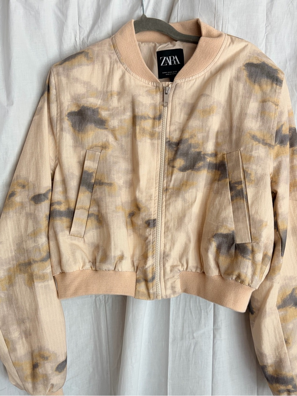 ZARA Beige Tie-Dye Cropped Bomber Jacket with Gray and Yellow Accents